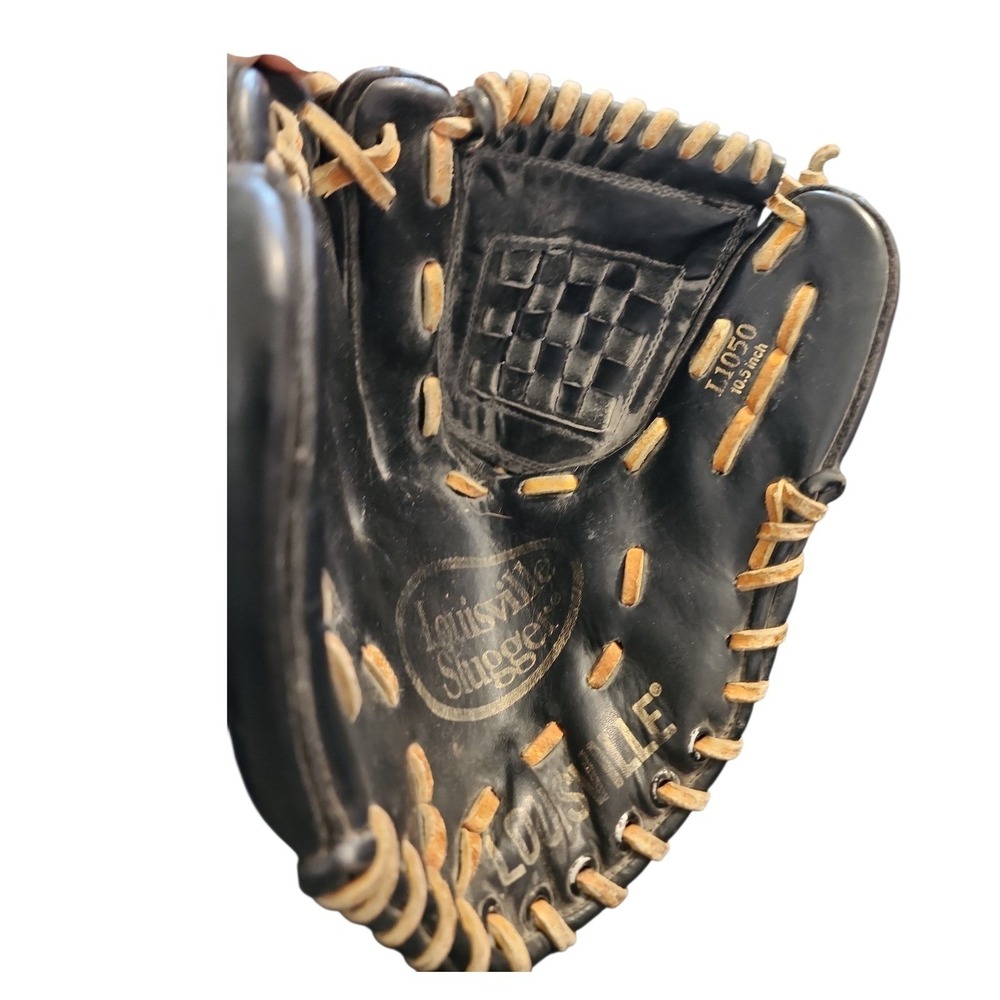 Louisville Slugger L1050 Baseball Glove 10.5 Inch Black Leather Youth LH Throw - Picture 3 of 3